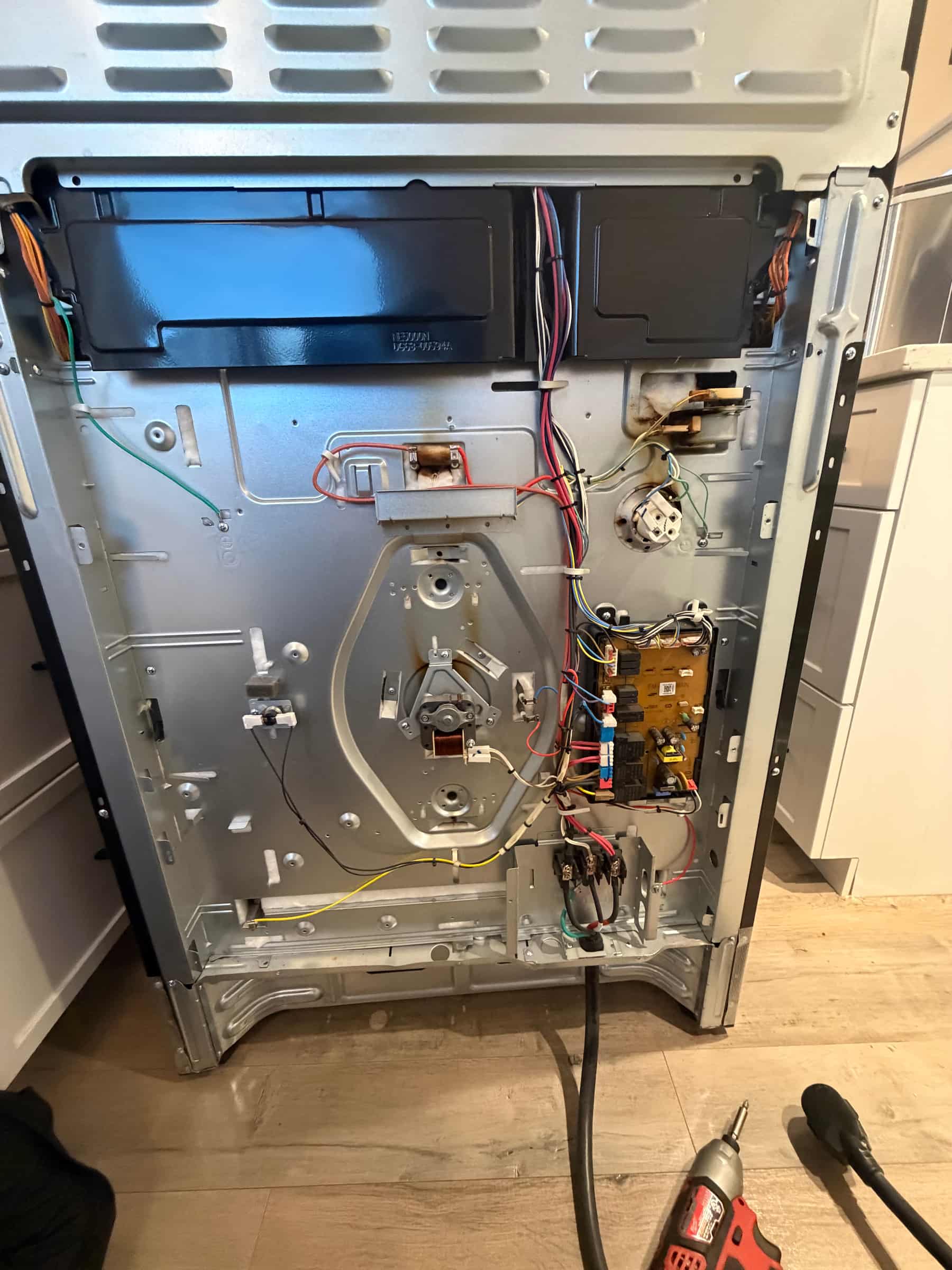 Oven repaired after heating issue in Timberlea